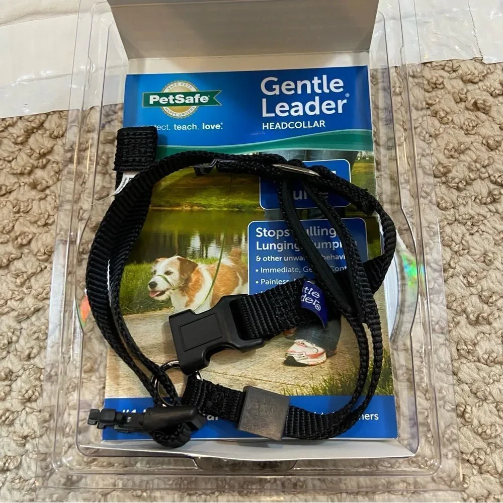 PetSafe Gentle Leader Head Collar Size Small up to 25 pounds‎ w/ Training DVD